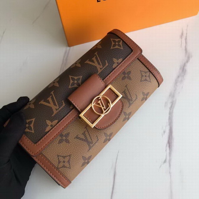 lu wallet-184